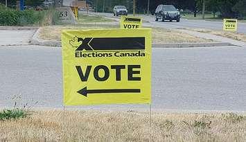 An Elections Canada sign indicates where voters can go to vote. (File photo by Miranda Chant, Blackburn Media)